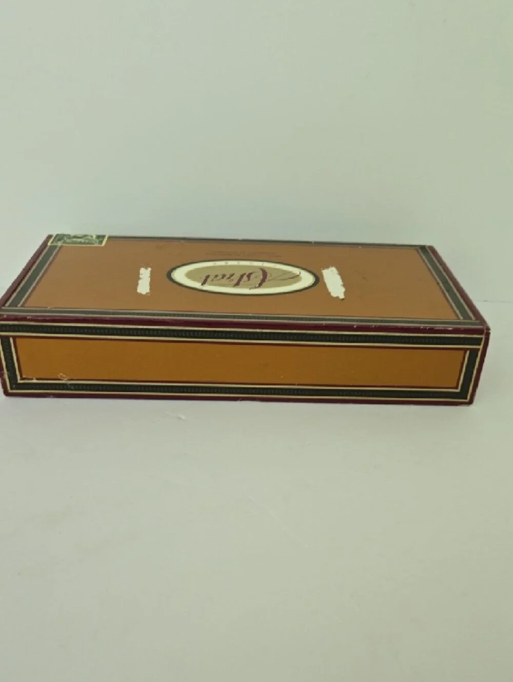 Vintage Astral Empty Cigar Craft Box Beso Flip Top